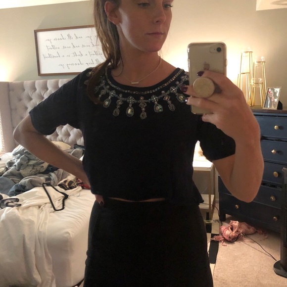 Cropped jeweled sweater - Picture 3 of 3